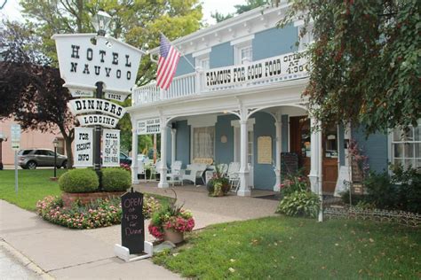 Operated as a Hotel and Restaurant by the same family since 1948. . Hotel nauvoo historic inn restaurant nauvoo il